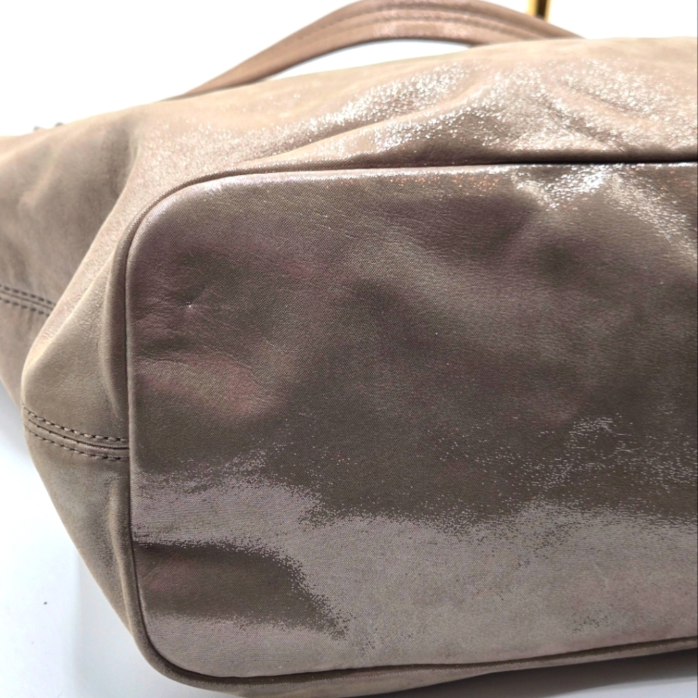 COACH Chelsea East West Beige Shimmer Patent Leather Shoulder Tote Bag - Picture 10 of 15